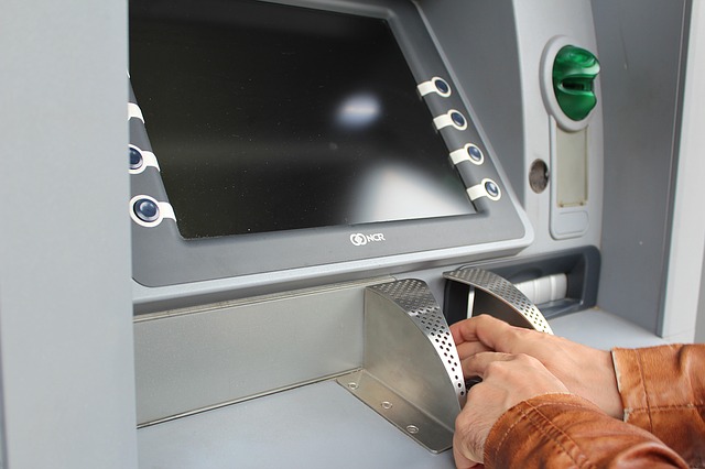 Zlodeji a bankomaty Zlodeji a bankomaty